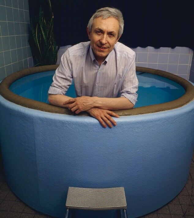 מישל אודן, חלוץ לידה טבעית, לידה במים, בריכת לידה, אוקסיטוצין, הורמונים בלידה, לידה רכה, היפנובירתינג, קתרין גרייבס, היפנובירתינג בישראל, הכשרת מדריכות היפנובירתינג, לידה רכה