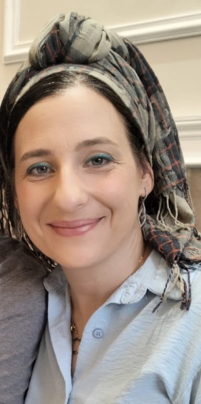 דברת בלום דולה מדריכת הכנה היפנובירתינג