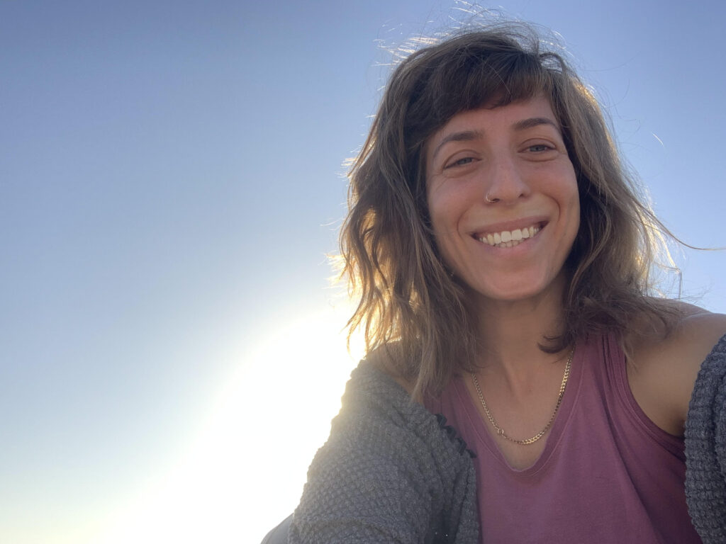 טל גולדמן לניר מדריכת הכנה ללידה טיפול במים